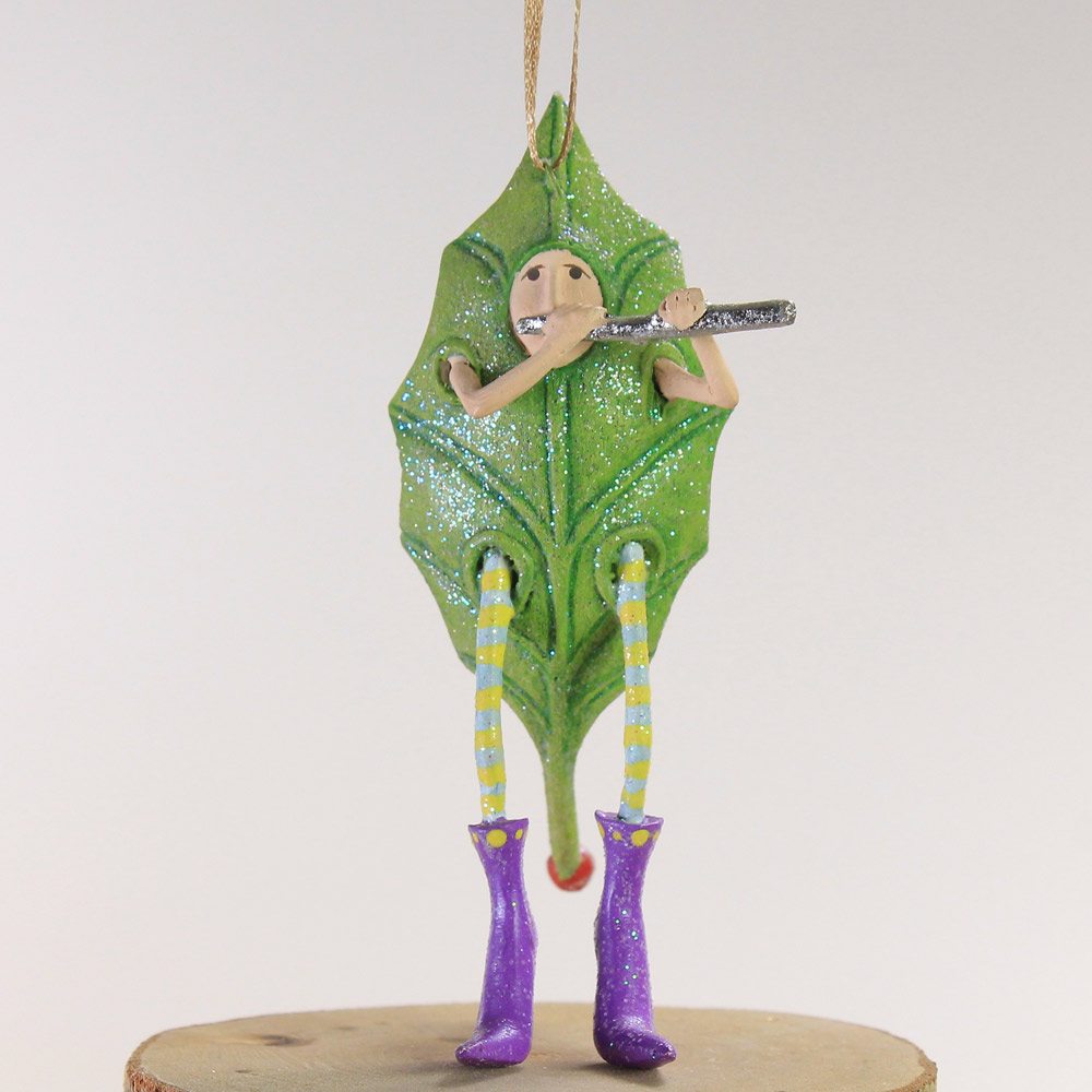 08-30645-Mini-Piper-Orn-Front - Wooden Duck Shoppe Patience Brewster - Mini Piper Ornament | Wooden Duck Shoppe