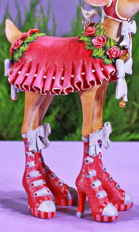 30224_donna_figure_legs_mcu - Wooden Duck Shoppe