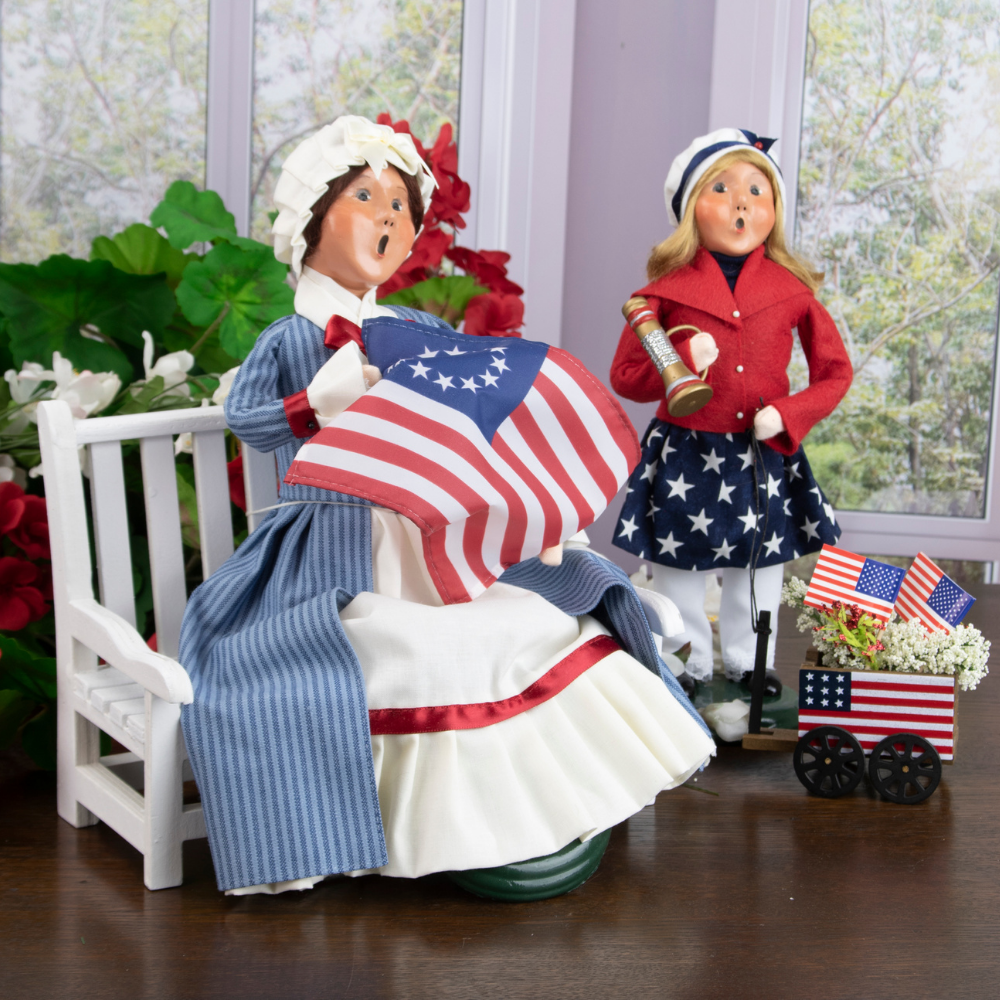 Byers' Choice Carolers | Wooden Duck Shoppe